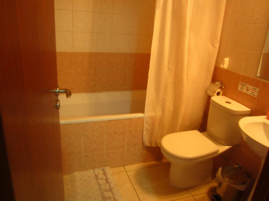 Marina Apartments 211 Larnaca Room photo